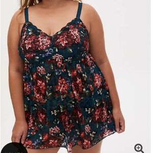 🆕GREEN FLORAL LACE BABYDOLL